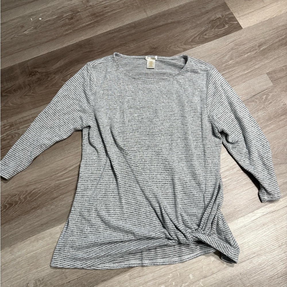 Matty M Women's Long Sleeve Gray Striped Top